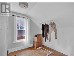 883 WATERLOO STREET - 12