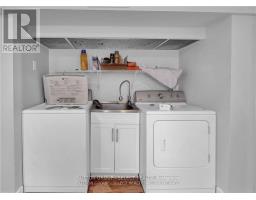 883 WATERLOO STREET - 16