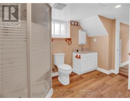 883 WATERLOO STREET - 17