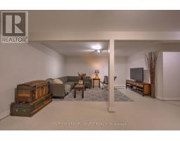 10217 PARKSIDE CRESCENT - 34