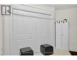 21 LUNN LANE - 32