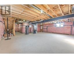 157 HOLLOWAY TRAIL - 34