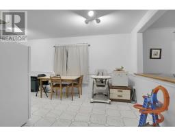 681 COLBORNE STREET - 4