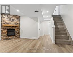 62 BEECHBANK CRESCENT - 32