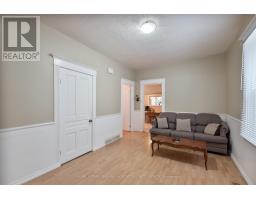 22 RATHGAR STREET - 10