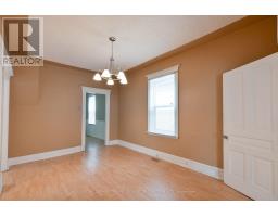 22 RATHGAR STREET - 9