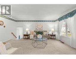 60 JAMES STREET N - 11