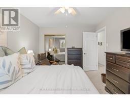 60 JAMES STREET N - 21