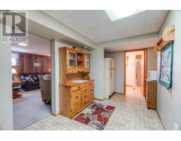 60 JAMES STREET N - 25