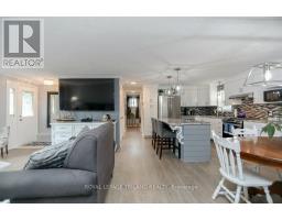 4 GRACE COURT - 32