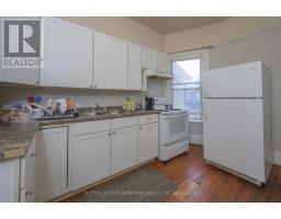 51 STANLEY STREET - 25