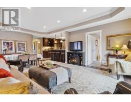 11 - 1430 HIGHBURY AVENUE - 9