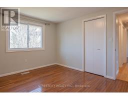 814 GRENFELL DRIVE - 25