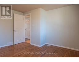 814 GRENFELL DRIVE - 30