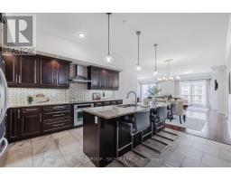 2401 - 330 RIDOUT STREET N - 7