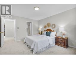 2 - 59 PENNYBROOK CRESCENT - 10