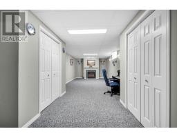 2 - 59 PENNYBROOK CRESCENT - 18