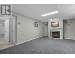 2 - 59 PENNYBROOK CRESCENT - 19