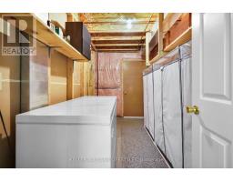 2 - 59 PENNYBROOK CRESCENT - 25