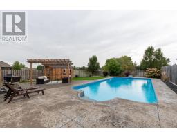 436 MACDONALD STREET - 39
