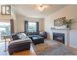 48 MEADOWOAK CRESCENT - 15