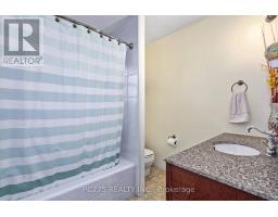 55 APONI CRESCENT - 11