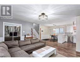 55 APONI CRESCENT - 5