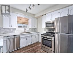 55 APONI CRESCENT - 8