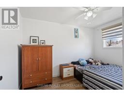 15 GARLAND CRESCENT - 20