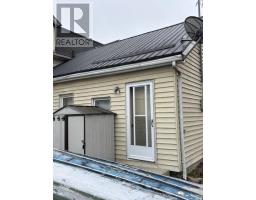 9 MCINTYRE STREET - 3