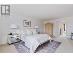 96 - 320 AMBLESIDE DRIVE - 21