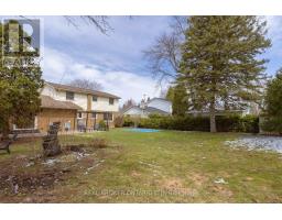 196 WYCHWOOD PARK - 44