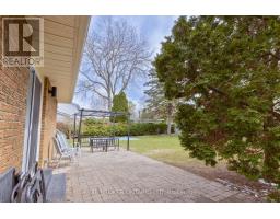 196 WYCHWOOD PARK - 46