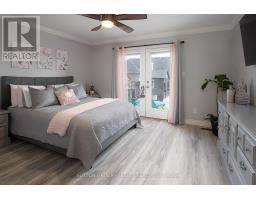 70 SHAW VALLEY DRIVE - 16