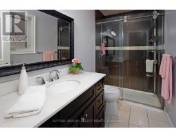 70 SHAW VALLEY DRIVE - 18