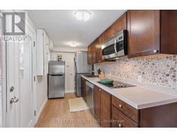 17 WARWICK AVENUE - 12