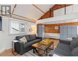17 WARWICK AVENUE - 14