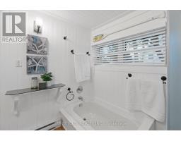 17 WARWICK AVENUE - 21