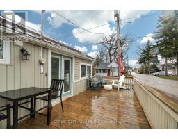 17 WARWICK AVENUE - 26