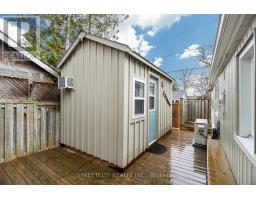 17 WARWICK AVENUE - 27
