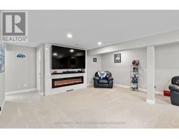 303 HAZELTON LANE - 35