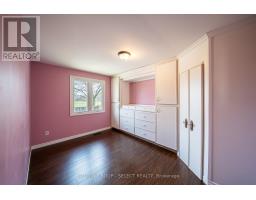 747 GRENFELL DRIVE - 13