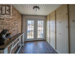 747 GRENFELL DRIVE - 27