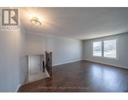 747 GRENFELL DRIVE - 5