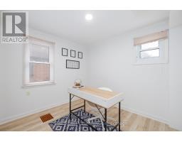 72 HEATHER CRESCENT - 14