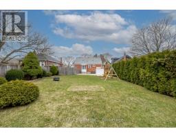 72 HEATHER CRESCENT - 34