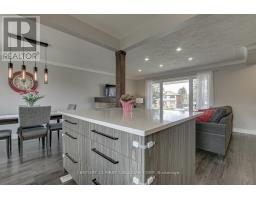 393 CHIPPENDALE CRESCENT - 11