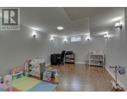 393 CHIPPENDALE CRESCENT - 28