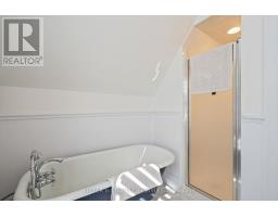 951 LORNE AVENUE - 39
