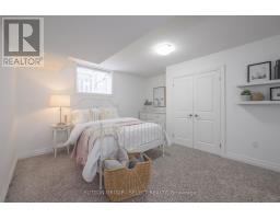 7071 CLAYTON WALK - 27